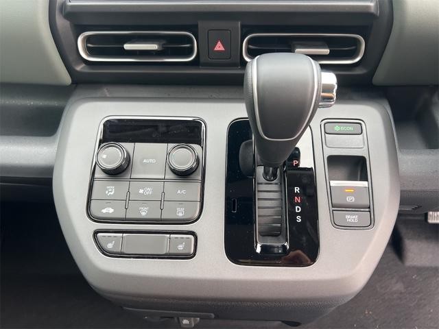 0707521A30260910W00407.jpg