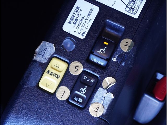 748c5c1e1cdc5ade36a9ae017b7ce5c3.jpg