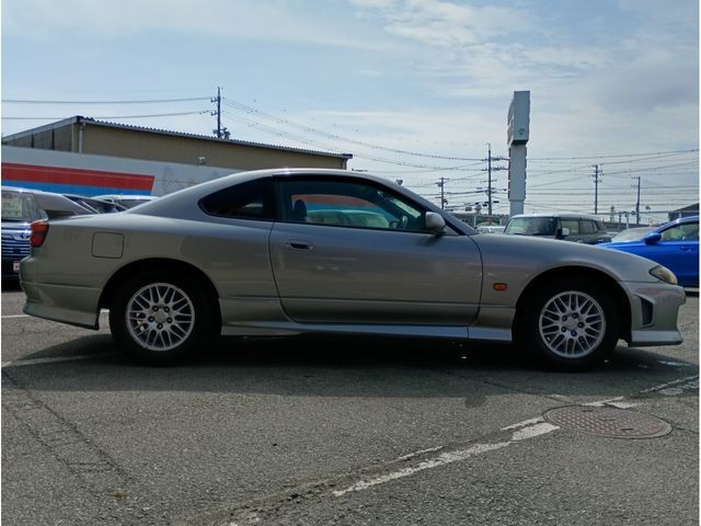abe2b67e5d40d4dbc42e562108a8a908.jpg