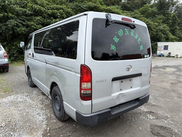 05.jpg