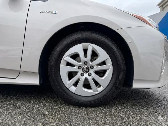0706195A30260626W00113.jpg