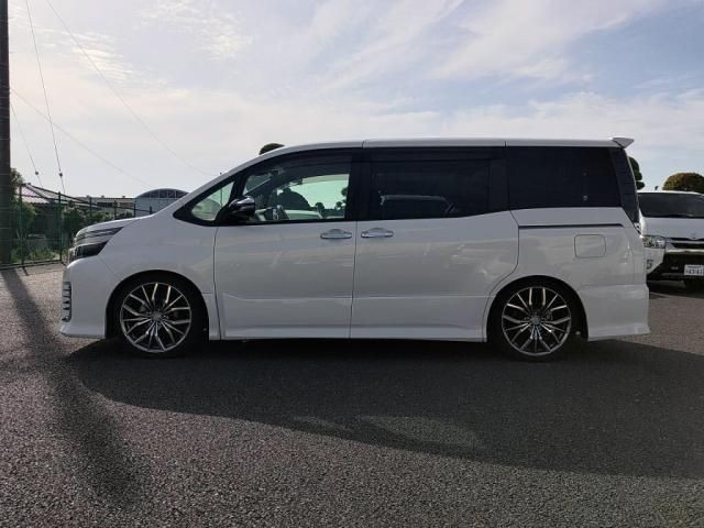 105f176eb7db9bec19aaa12fe6df375d.jpg