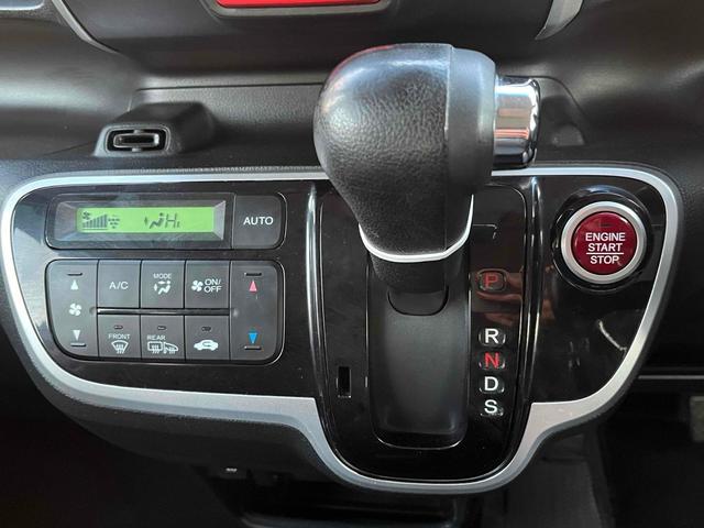 1201272A30251215W00305.jpg