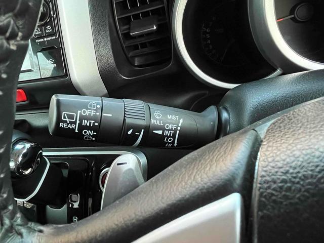 1201272A30251215W00308.jpg