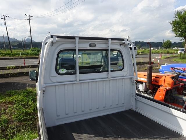 0901676A30260914W00106.jpg