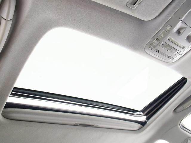 0560520A30260822W00704.jpg