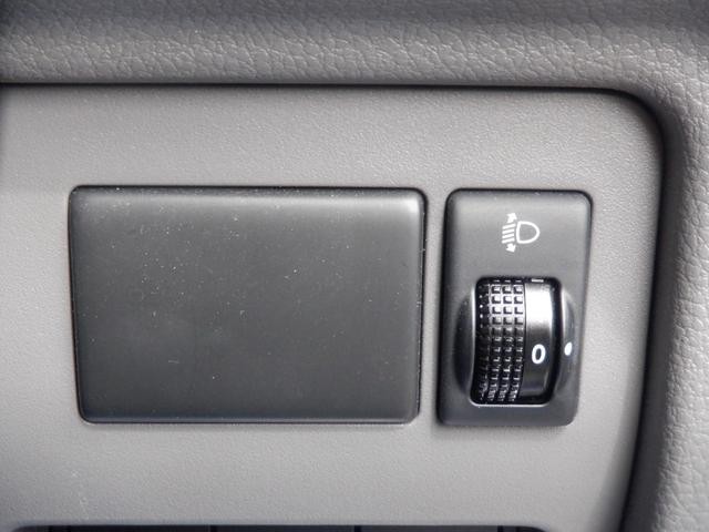 0709200A30260920W00206.jpg