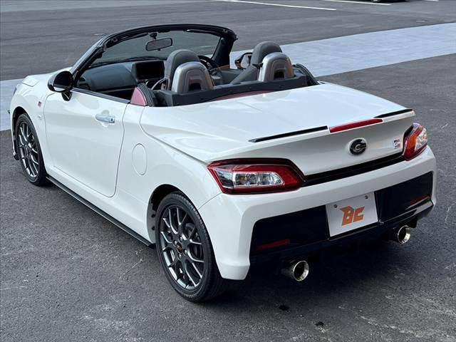 fca933a47aa0e17c4e1113519bf4420a.jpg