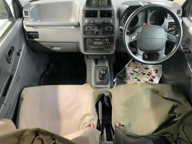 9ebe7f2a9f946a7b61f61d533e8db84b.jpg