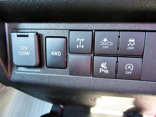 0208348A30260210W00109.jpg