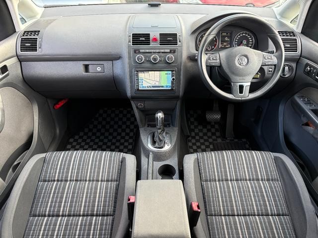 9900146A30260905W00211.jpg