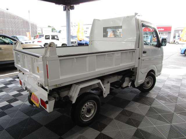4e4896315bf7aba147e36d18f5fb9f98.jpg