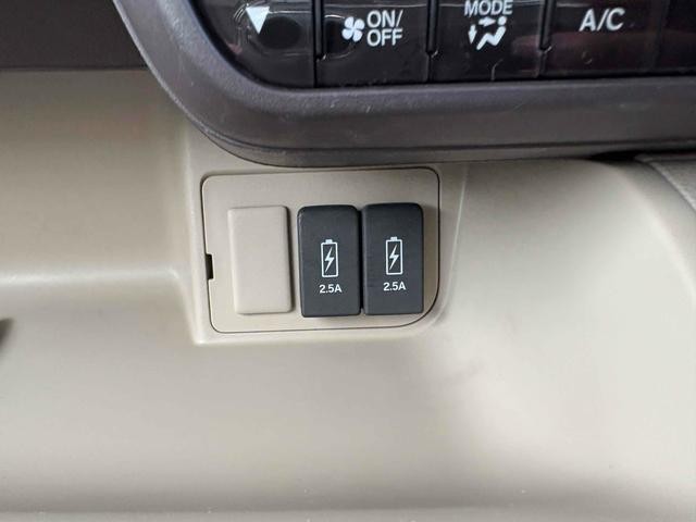 0710207A30260906W00218.jpg