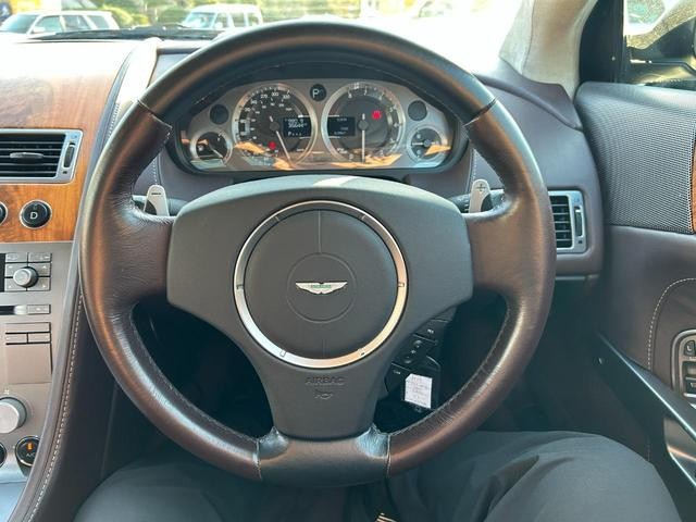 0551531A30261008W00204.jpg