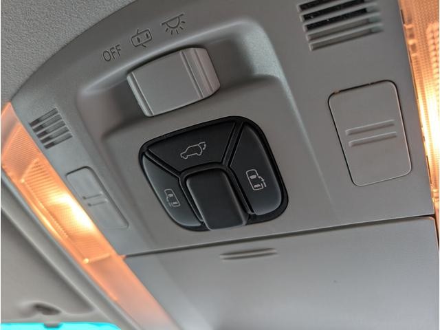 0730098A30260910W00106.jpg
