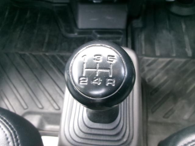 0740030A30260909W00115.jpg