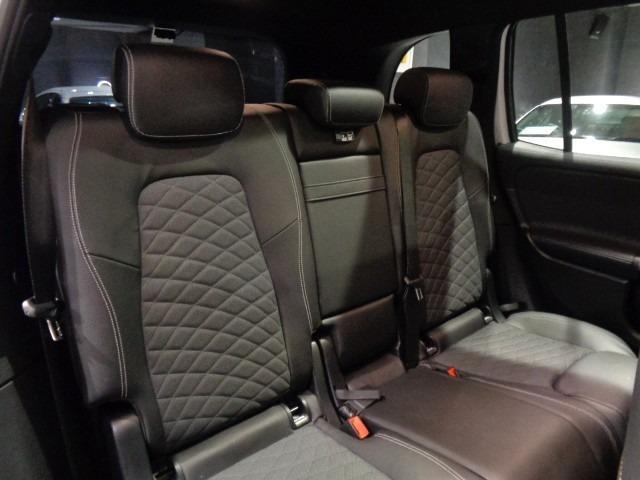 905bfafe8e5cee576dde7b3de5829c1b.jpg