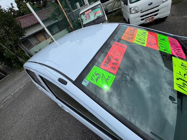 0507195A30260903W00116.jpg
