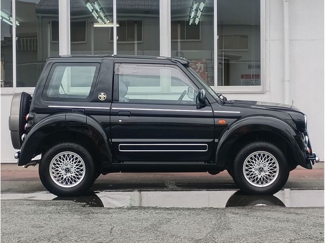 9604ac94aaba4fccfe944d9db114d2ba.jpg