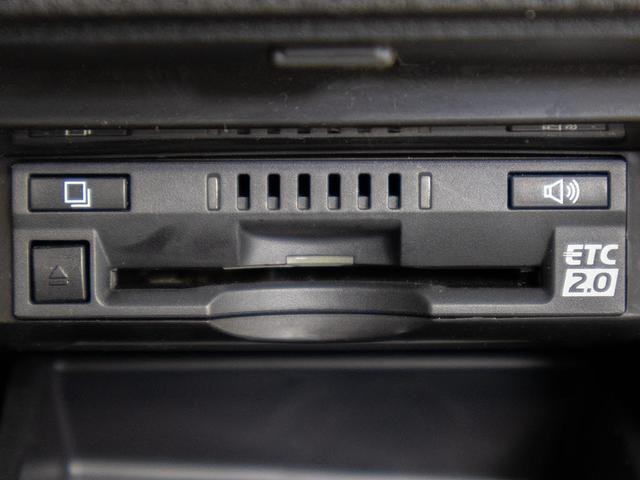 0507858A30260903W00113.jpg