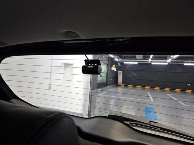 4091501418R15.jpg
