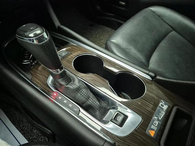 5011001116R8.jpg