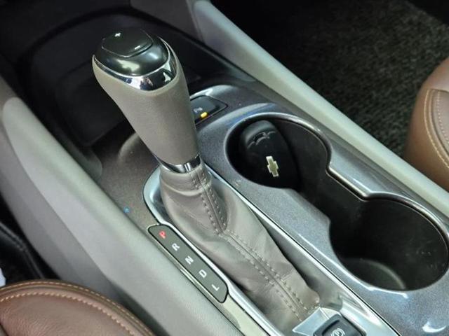 5041001079R8.jpg