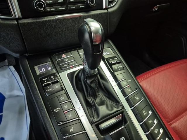 5081500567R8.jpg