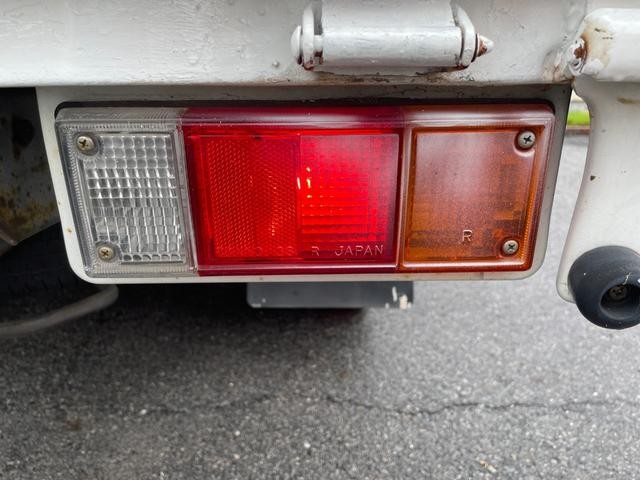 0205027A30260911W00119.jpg
