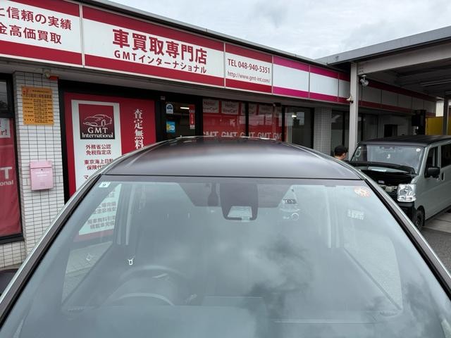 0561415A30260903W00115.jpg