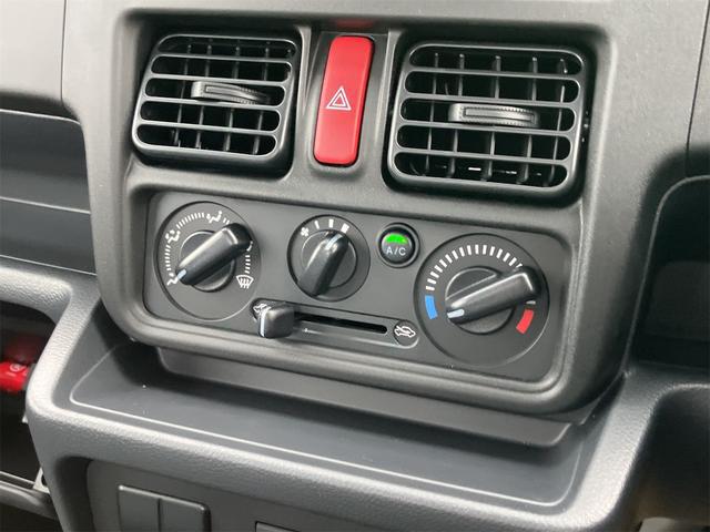 0207701A30260608W00807.jpg