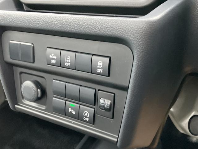 0207701A30260608W00808.jpg
