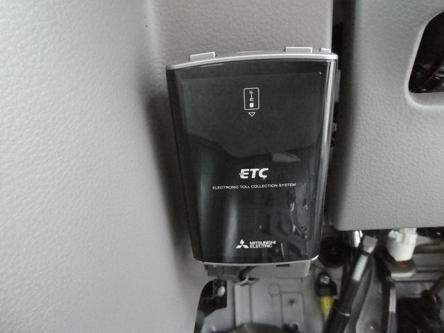 0940087A30260619W00219.jpg