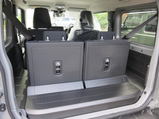 5ae960ba3e8209156ec2eb08957bc4cb.jpg