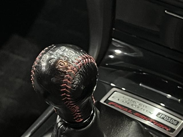 0502713A30260915W00208.jpg