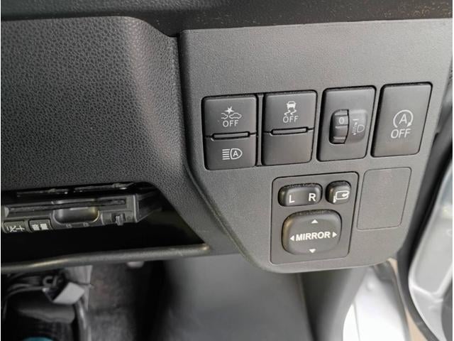 0704236A30251020W00108.jpg