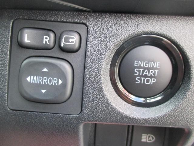 0902252A30260627W00103.jpg