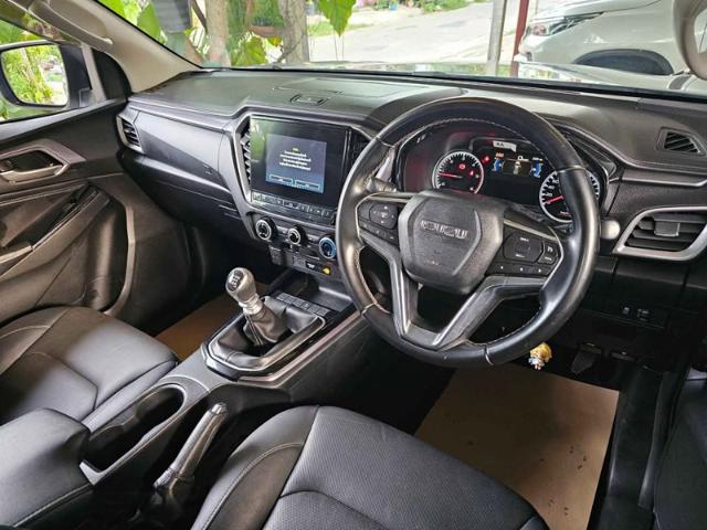 fcbd31248cbb86f69b9d5835ee36486e.jpeg