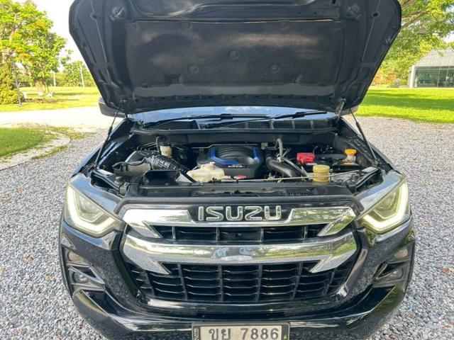 b5bb71d1a914ece0cb86b3c19aa4dcde.jpeg