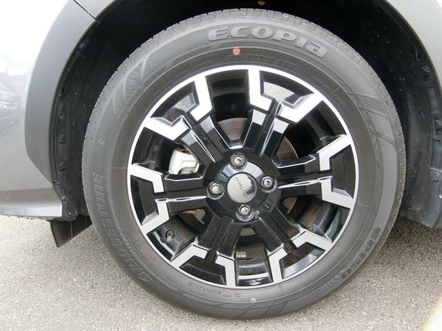 1001682A30260926W00214.jpg