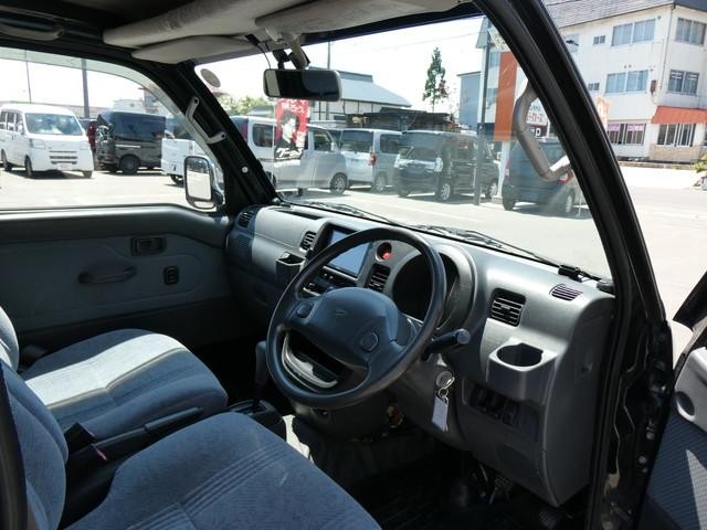 0940087A30260626W00115.jpg