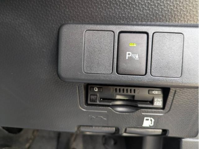 0540633A30260730W00112.jpg