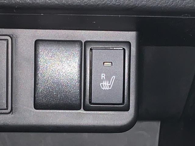 1001849A30260725W02712.jpg