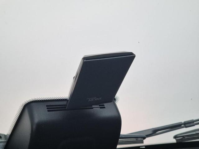 6011002352R15.jpg