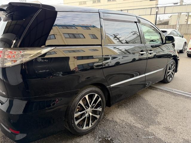 0708655A30260921W00211.jpg