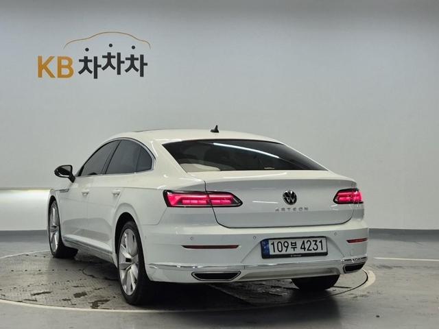6051500957R2.jpg