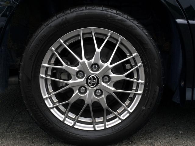0541173A30261008W00315.jpg