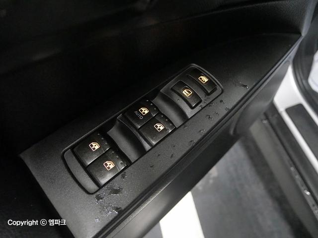 3111500243R16.jpg