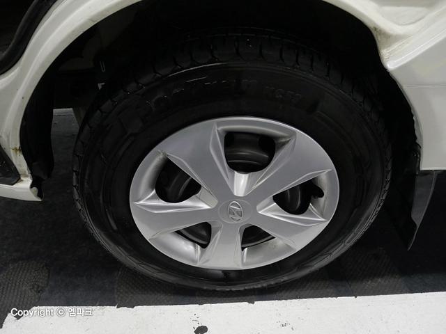 2051502167R6.jpg