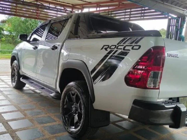 42b42de25a03a50651923c77c6979279.jpeg